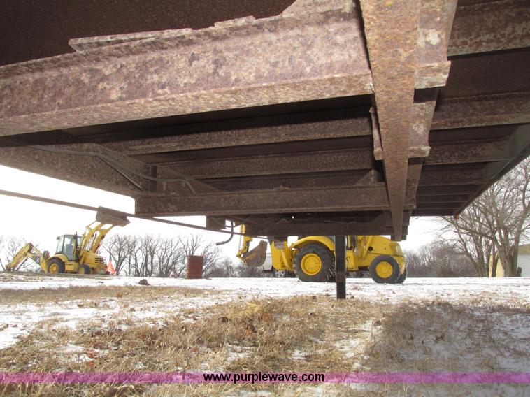 image for item G9851 2002 shop built 30' gooseneck trailer