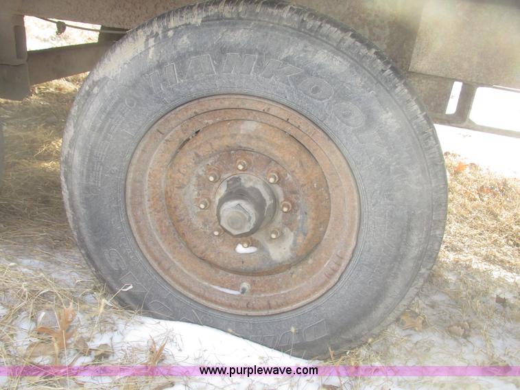 image for item G9851 2002 shop built 30' gooseneck trailer