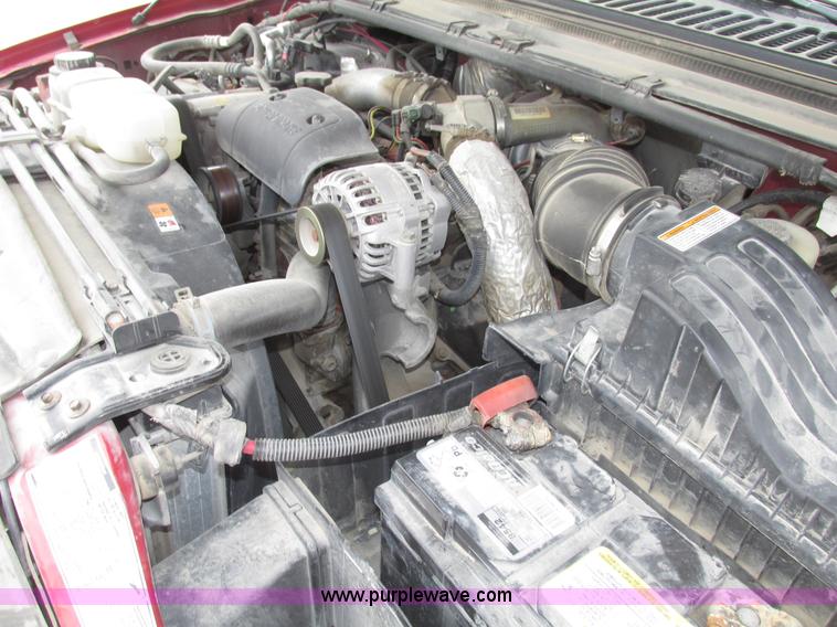 image for item G9887 2001 Ford F350 Super Duty XLT Crew Cab pickup truck