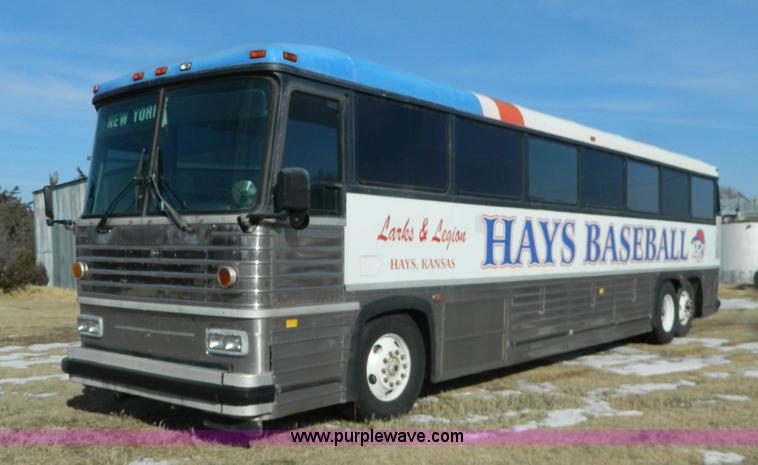 image for item H2277 1994 MCI MC-12 bus