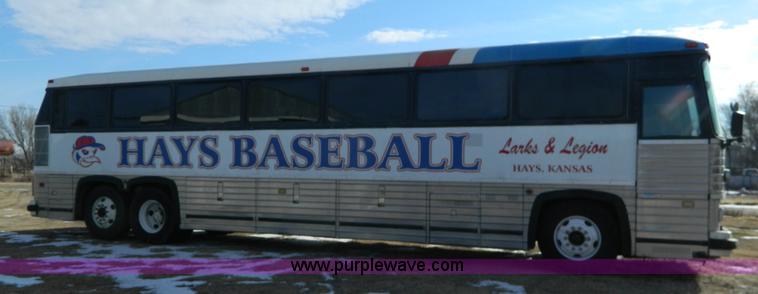 image for item H2277 1994 MCI MC-12 bus