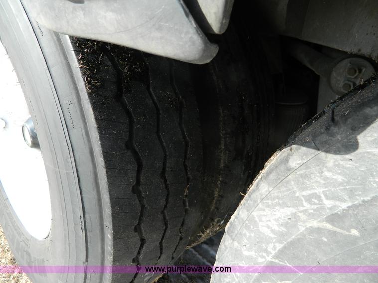 image for item H2277 1994 MCI MC-12 bus