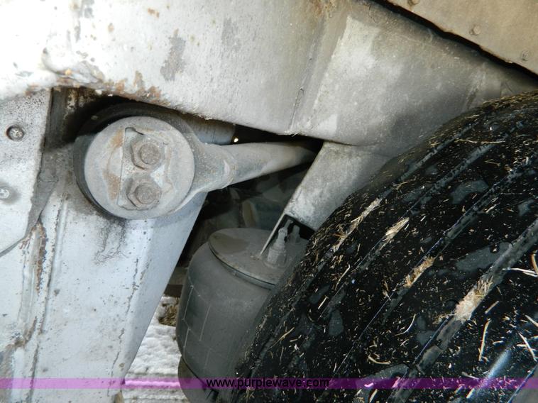 image for item H2277 1994 MCI MC-12 bus