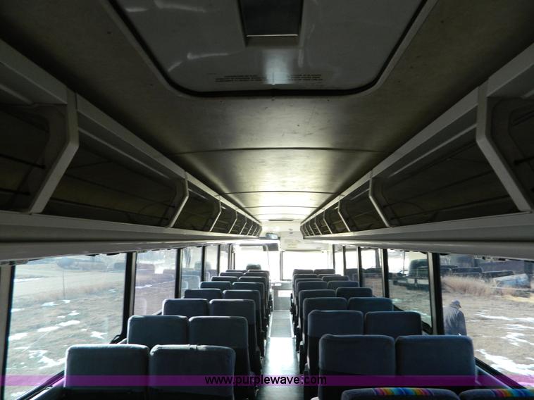 image for item H2277 1994 MCI MC-12 bus