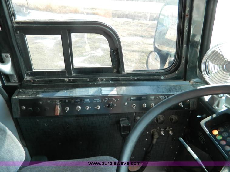 image for item H2277 1994 MCI MC-12 bus