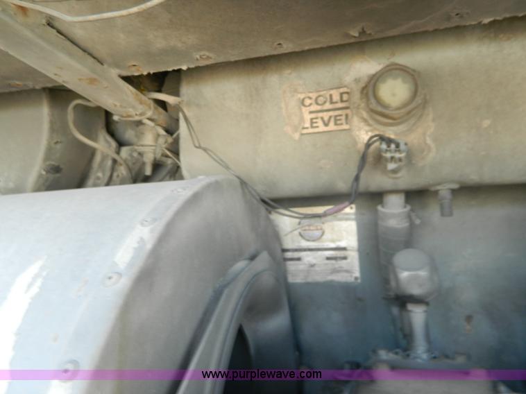 image for item H2277 1994 MCI MC-12 bus