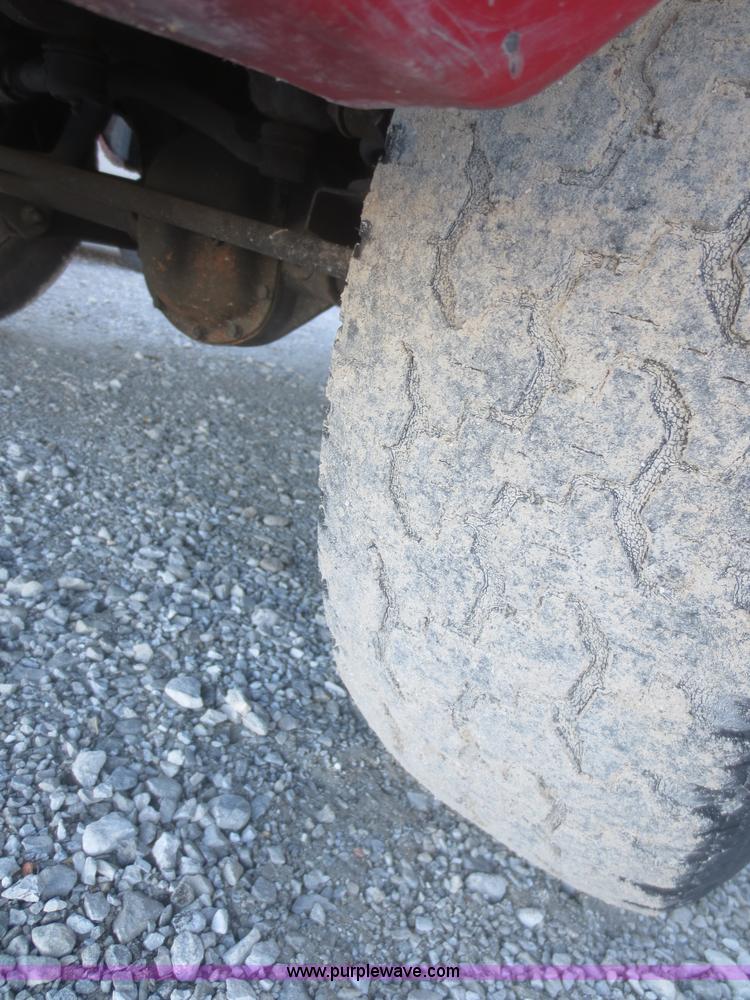 image for item I2121 1998 Jeep Cherokee Sport SUV