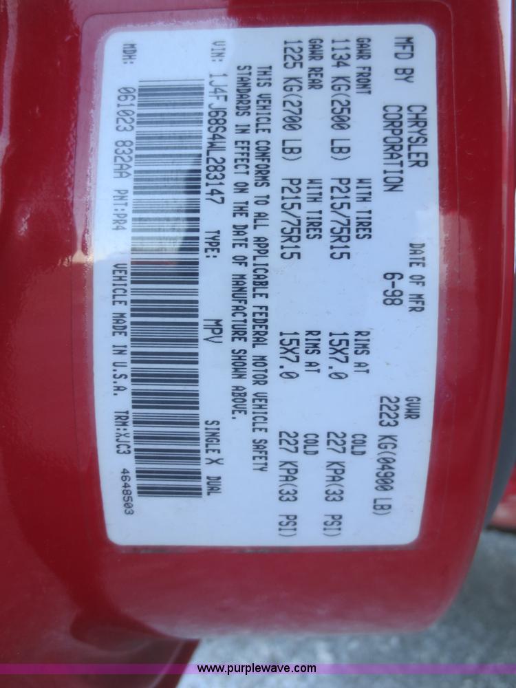 image for item I2121 1998 Jeep Cherokee Sport SUV