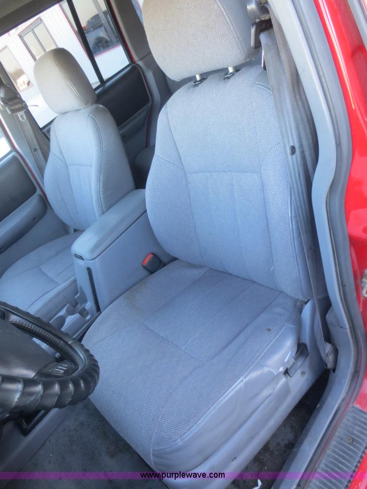 image for item I2121 1998 Jeep Cherokee Sport SUV