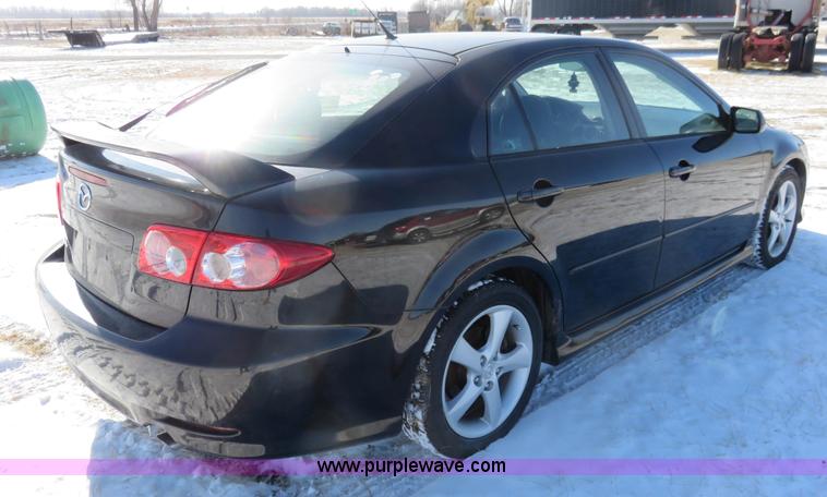 image for item I2260 2004 Mazda 6 i