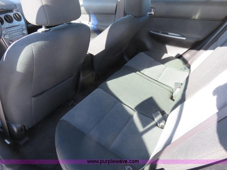 image for item I2260 2004 Mazda 6 i
