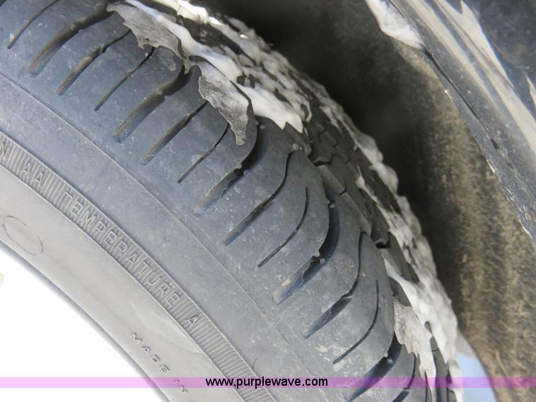 image for item I2260 2004 Mazda 6 i