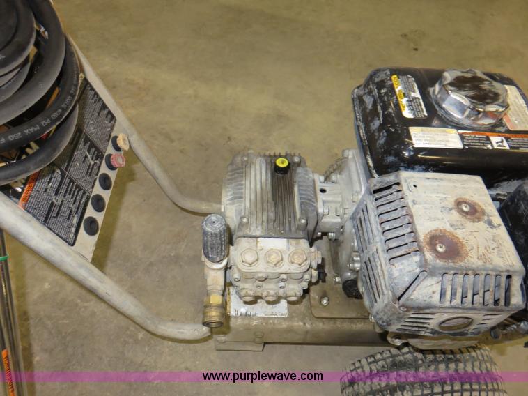 image for item I2283 MTM pressure washer