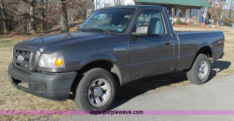 image for item I3131 2007 Ford Ranger pickup truck