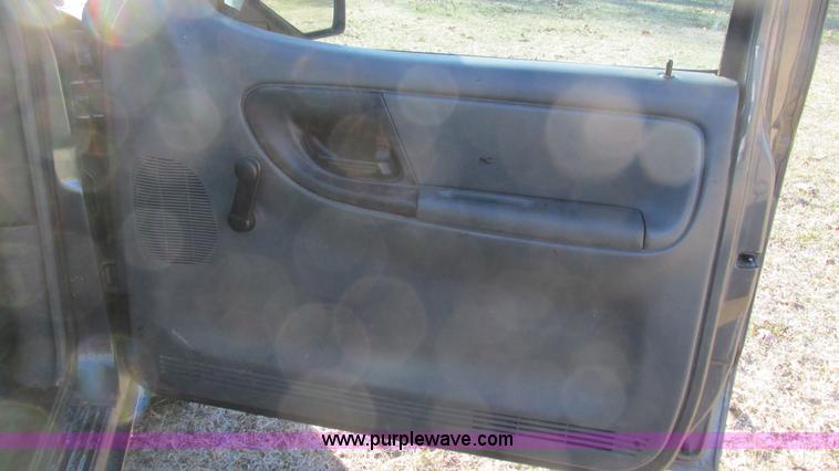 image for item I3131 2007 Ford Ranger pickup truck