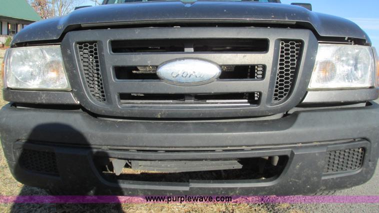 image for item I3131 2007 Ford Ranger pickup truck