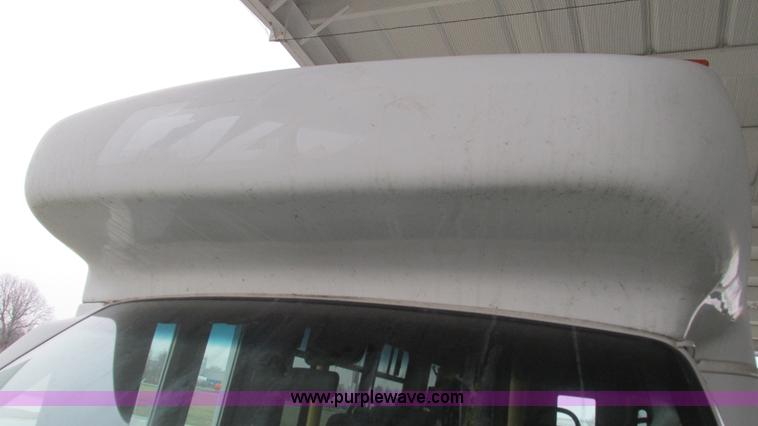 image for item I3132 2008 Ford E350 Super Duty van