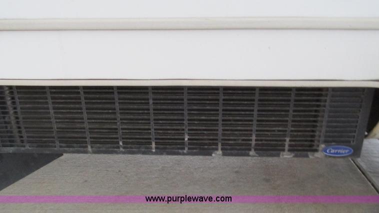 image for item I3132 2008 Ford E350 Super Duty van