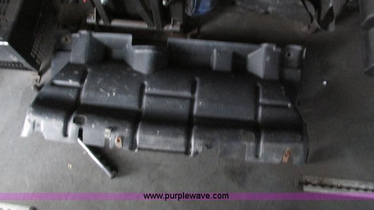 image for item I3132 2008 Ford E350 Super Duty van