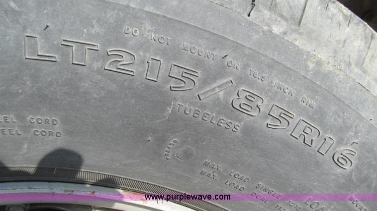 image for item I3136 1991 Ford E350 ambulance