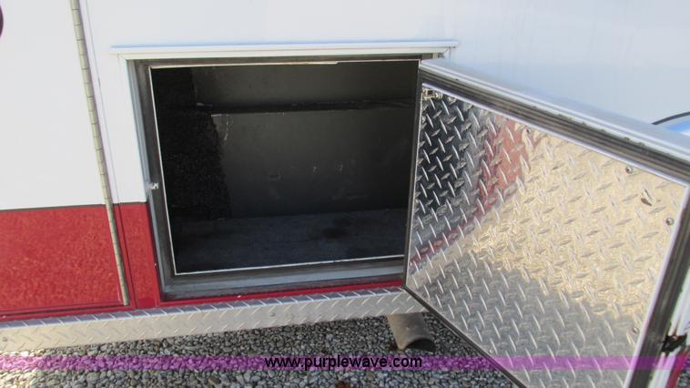 image for item I3136 1991 Ford E350 ambulance