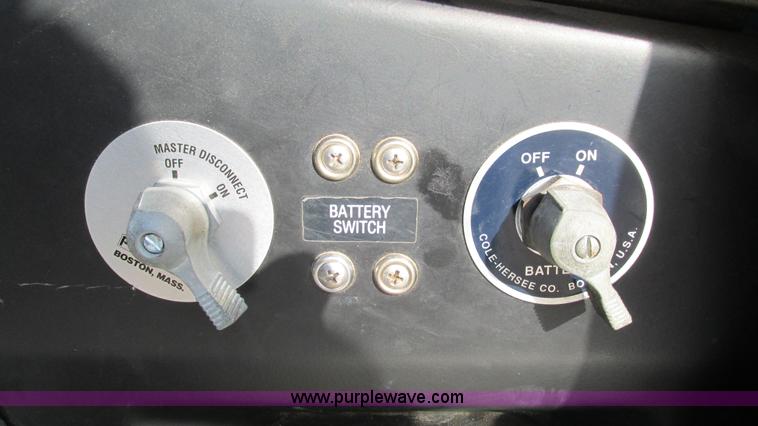 image for item I3136 1991 Ford E350 ambulance