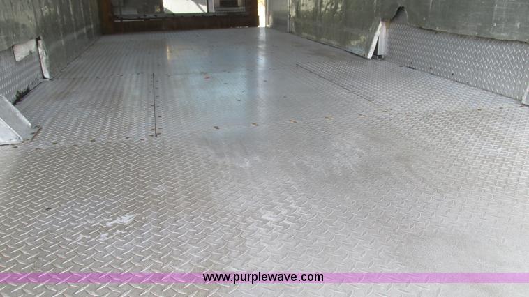 image for item I3141 1992 Oshkosh Utilimaster box truck