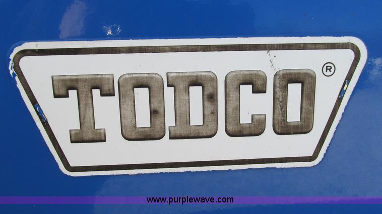 image for item I3141 1992 Oshkosh Utilimaster box truck