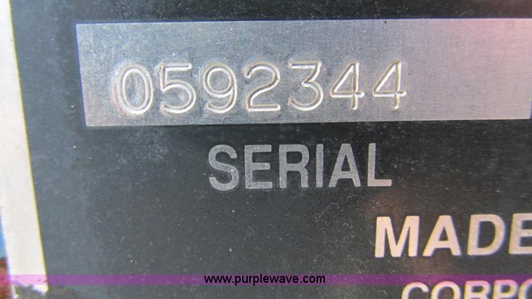 image for item I3141 1992 Oshkosh Utilimaster box truck