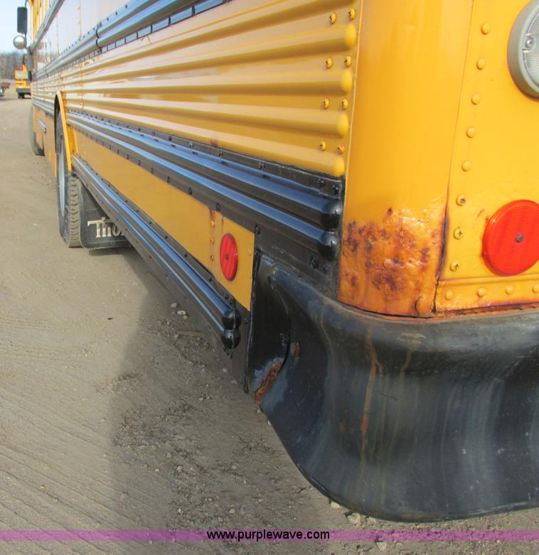 image for item I3812 1999 International 3800 Thomas Built bus