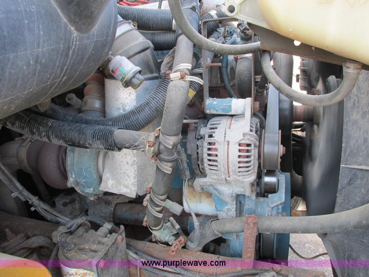 image for item I3812 1999 International 3800 Thomas Built bus