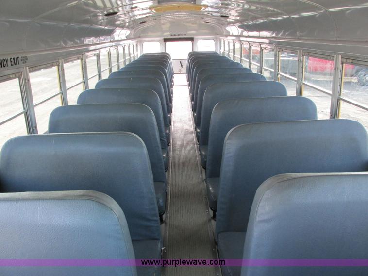 image for item I3812 1999 International 3800 Thomas Built bus