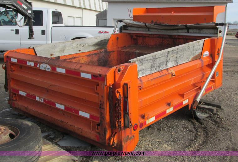 image for item I3816 Henderson dump bed