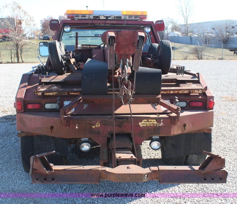 image for item I5939 1990 Ford F350 XLT tow truck