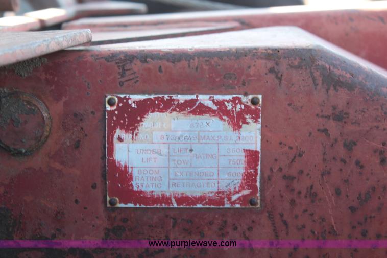 image for item I5939 1990 Ford F350 XLT tow truck