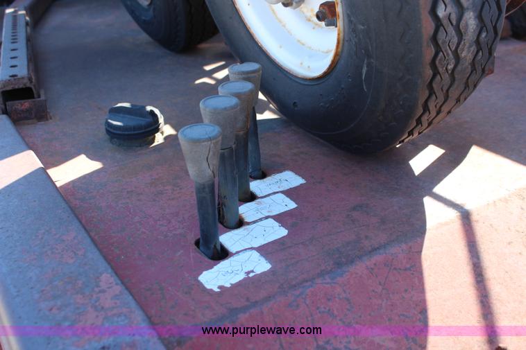 image for item I5939 1990 Ford F350 XLT tow truck