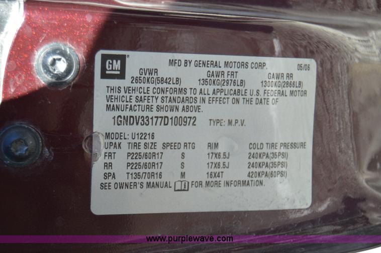 image for item I6871 2007 Chevrolet Uplander LT Extended van