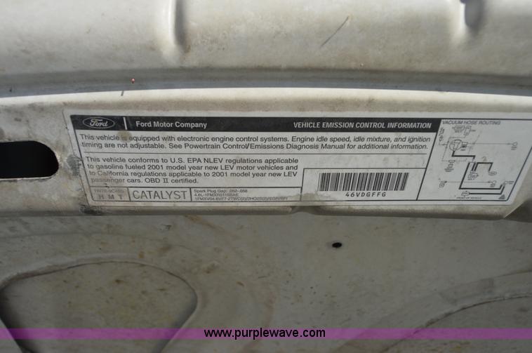 image for item I6882 2001 Ford Crown Victoria Police Interceptor