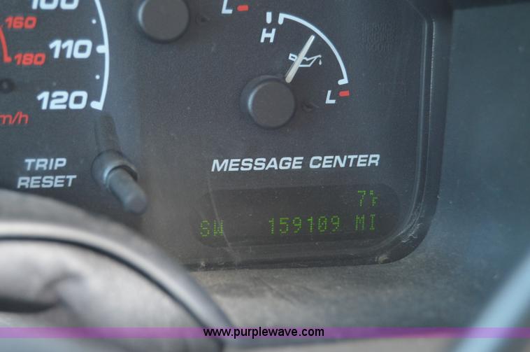 image for item I6886 2002 Ford Explorer SUV