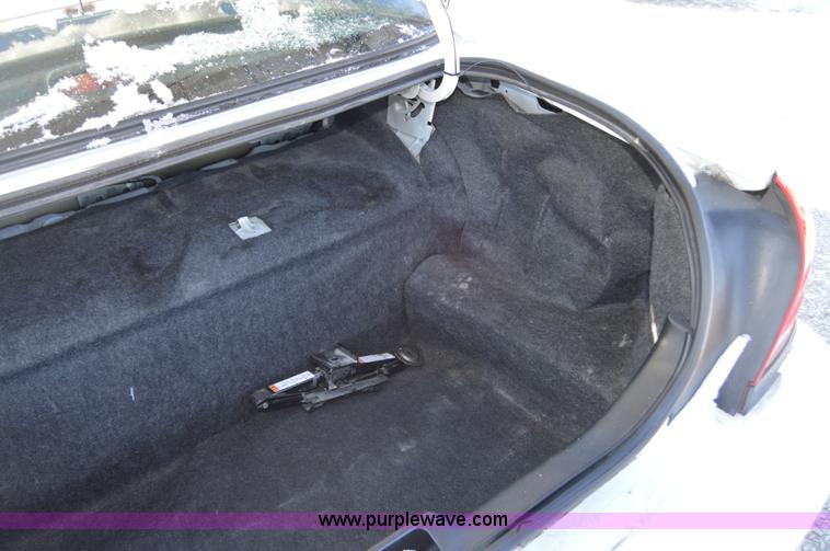 image for item I6888 2008 Ford Crown Victoria Police Interceptor