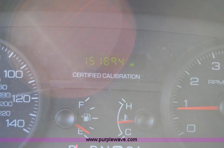 image for item I6888 2008 Ford Crown Victoria Police Interceptor