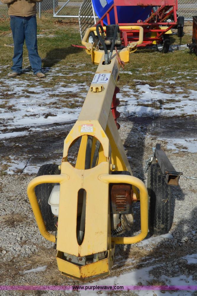 Ground Hog auger in Grain Valley, MO Item I6905 sold Purple Wave