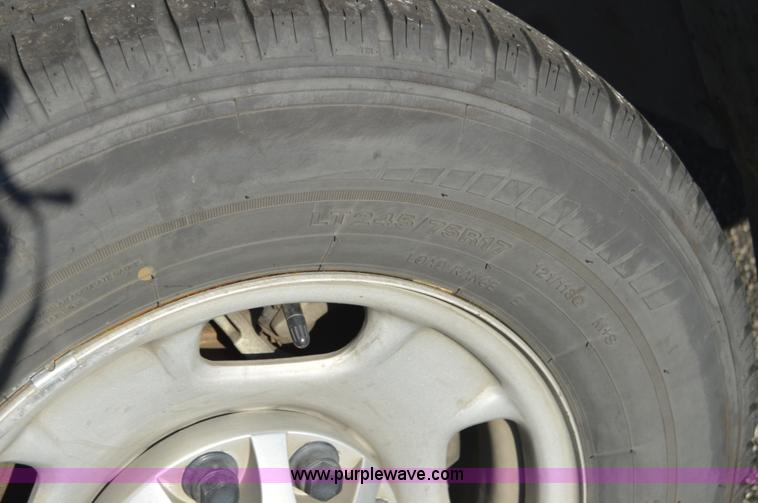 image for item I6908 2011 Chevrolet Silverado 2500HD Ext. Cab utility truck