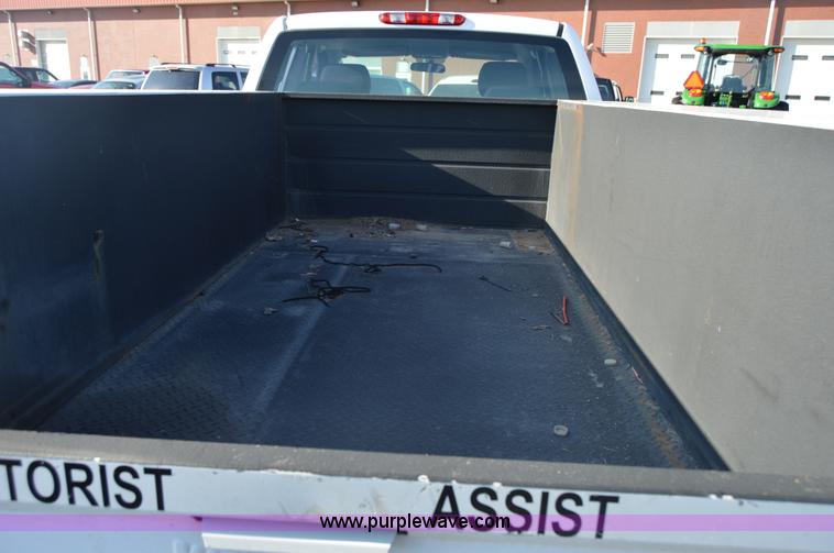 image for item I6908 2011 Chevrolet Silverado 2500HD Ext. Cab utility truck