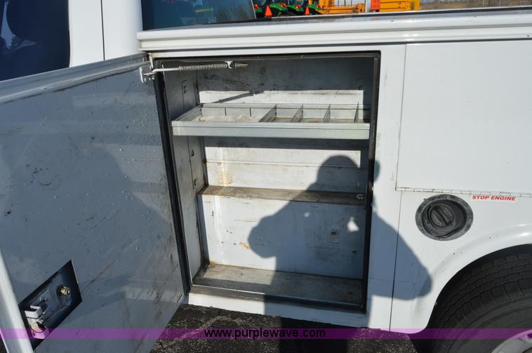 image for item I6908 2011 Chevrolet Silverado 2500HD Ext. Cab utility truck