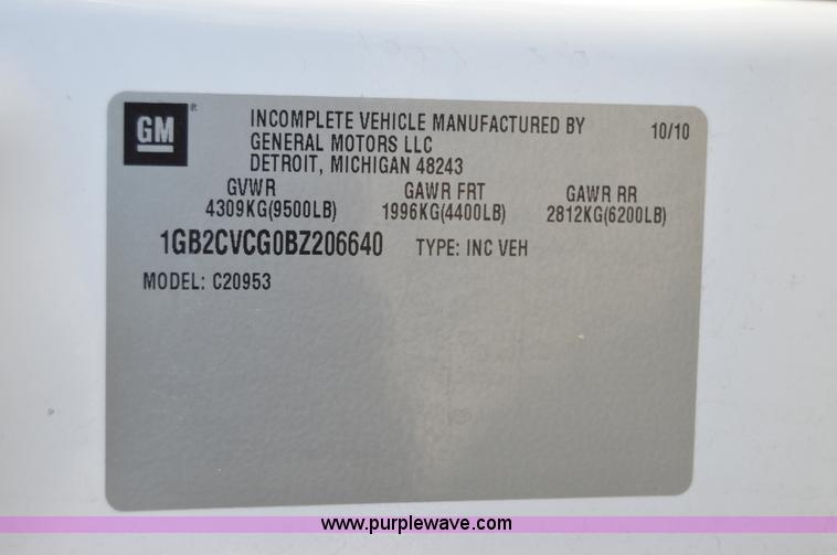 image for item I6908 2011 Chevrolet Silverado 2500HD Ext. Cab utility truck