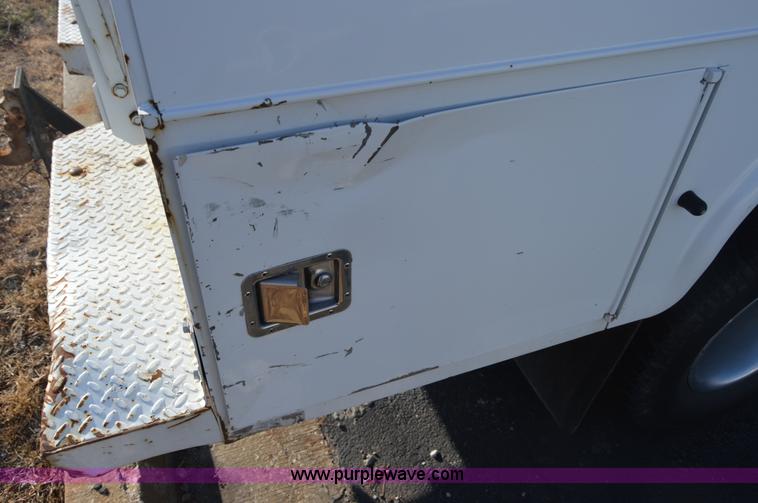 image for item I6909 2002 Dodge Ram 3500 utility truck