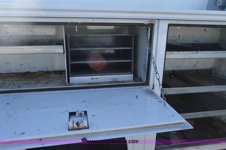 image for item I6909 2002 Dodge Ram 3500 utility truck