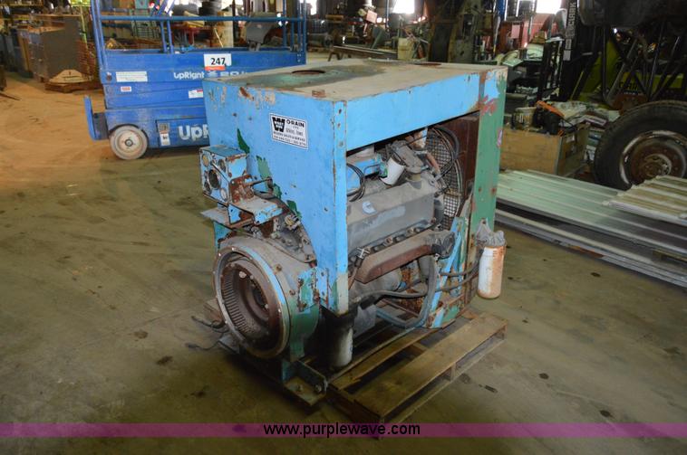 image for item I6912 Cummins stationary engine