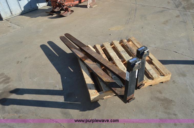 image for item I6913 6'L forks